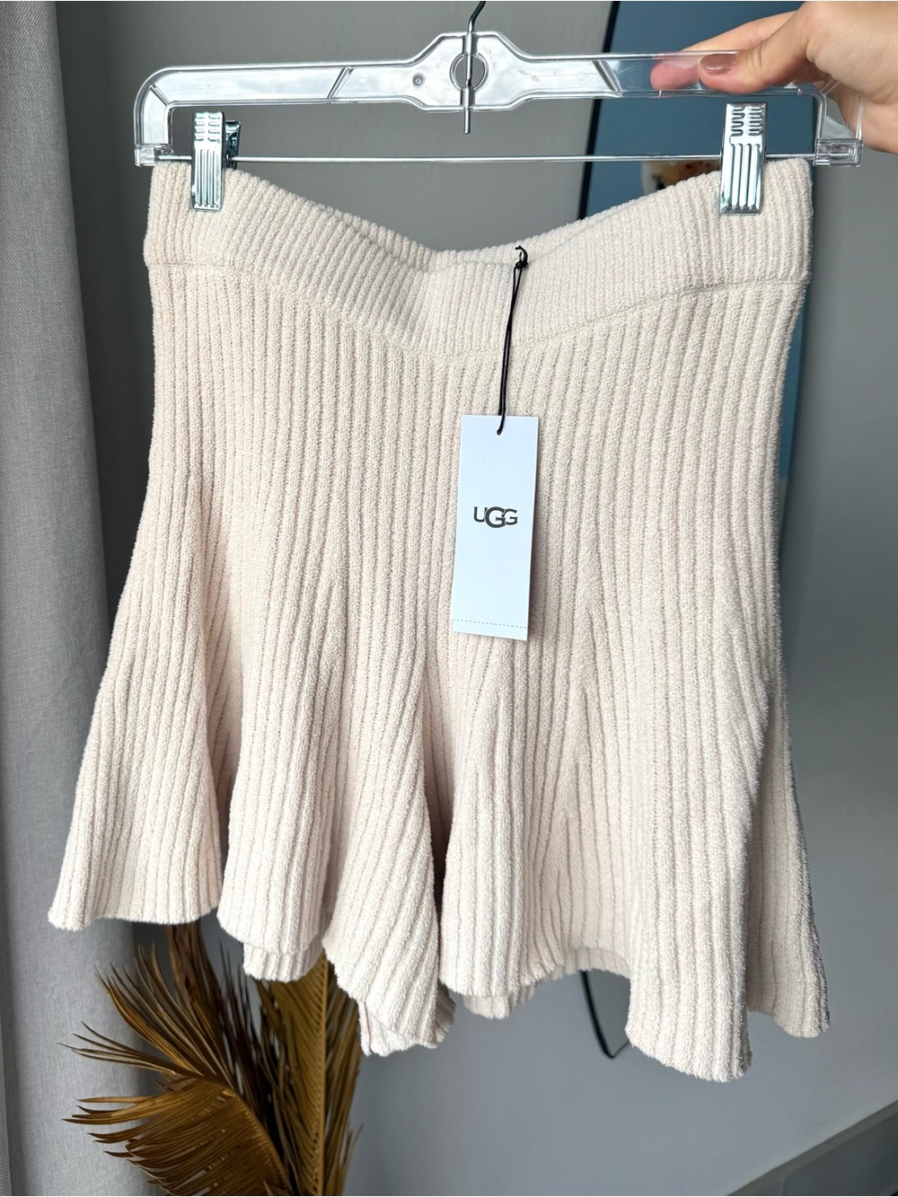 UGG Women's Jodee Lite High Waisted Cozy Knit Shorts Cream Ivory Size Small